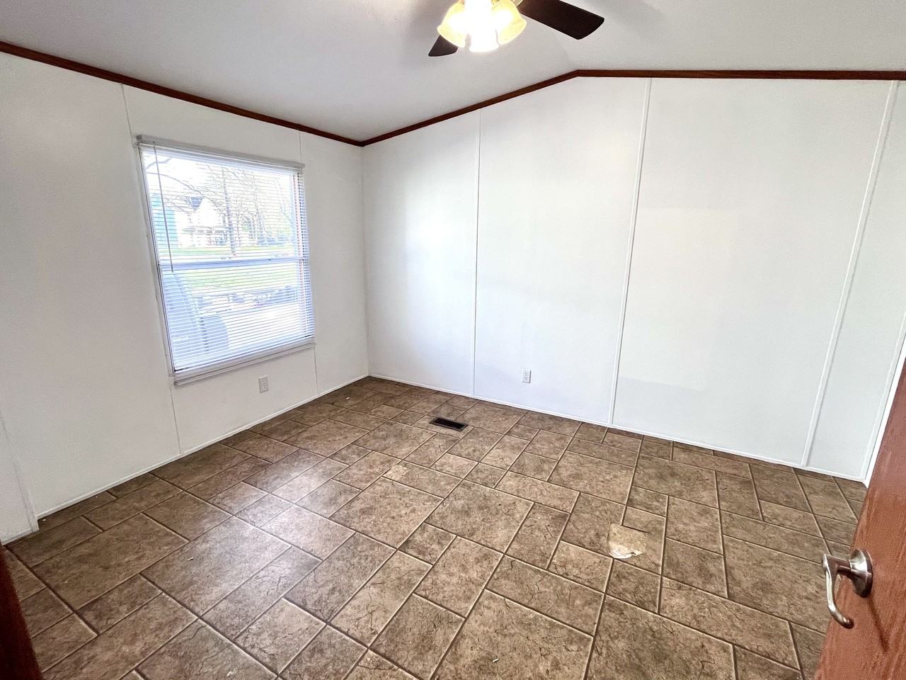 102 S 17th St #1 - Photo 6 of 9