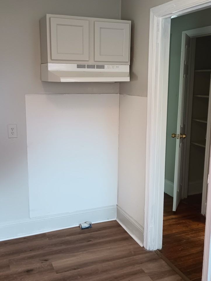 327 Caulder Ave #1 - Photo 5 of 14