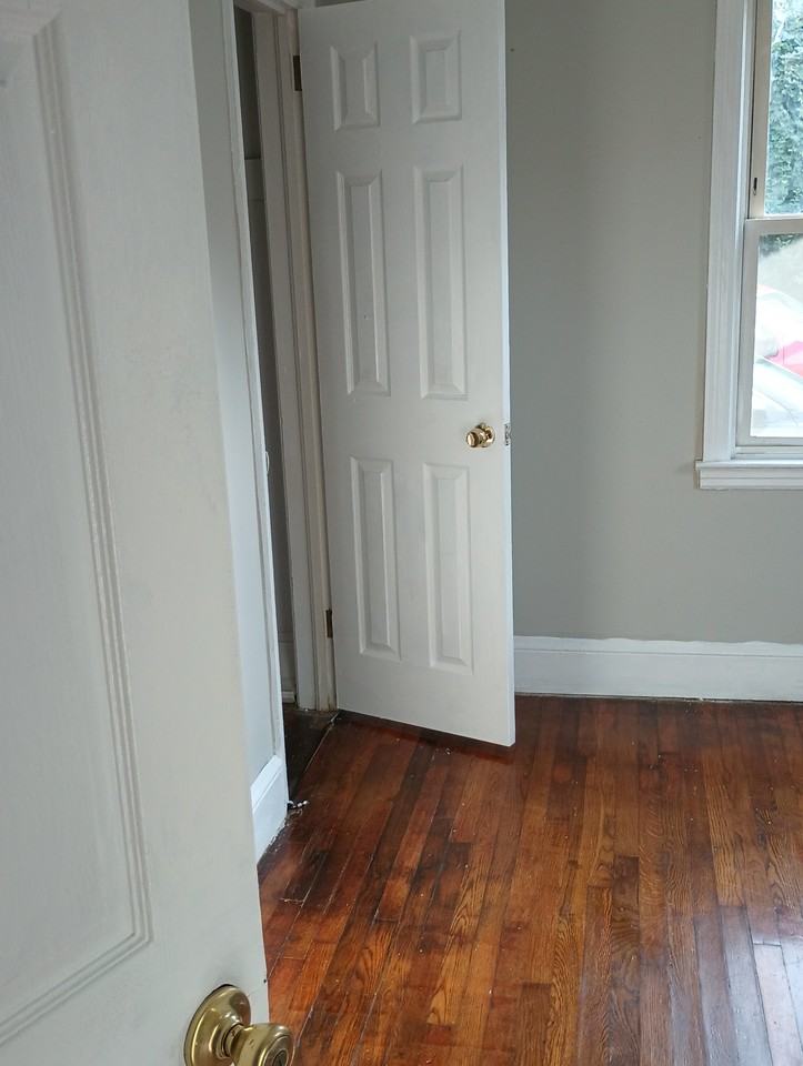 327 Caulder Ave #1 - Photo 6 of 14