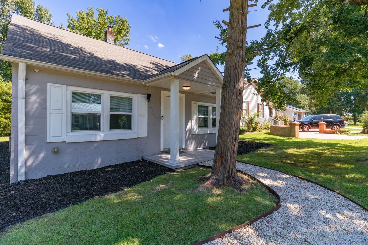 2510 Harley Dr #1 - Photo 3 of 28