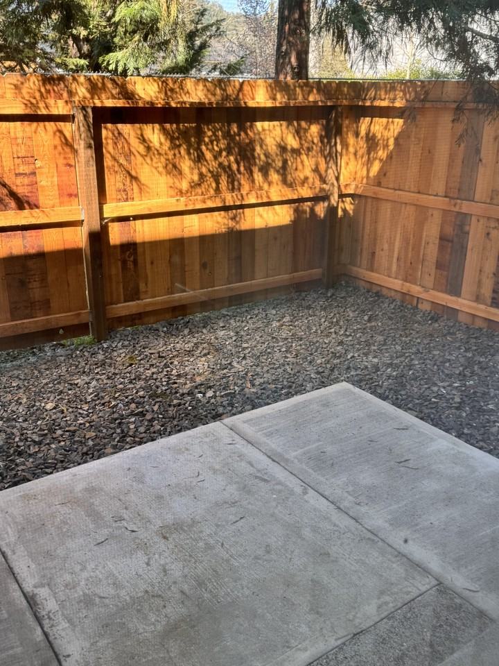 2392 Northeast Carolyn Court #2R2 - Photo 6 of 18