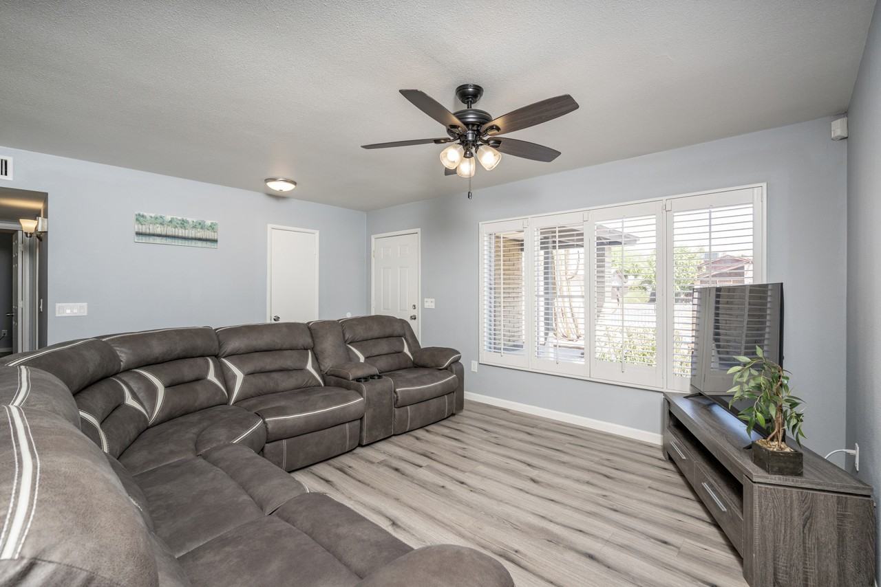 951 La Jolla Drive #1 - Photo 2 of 24