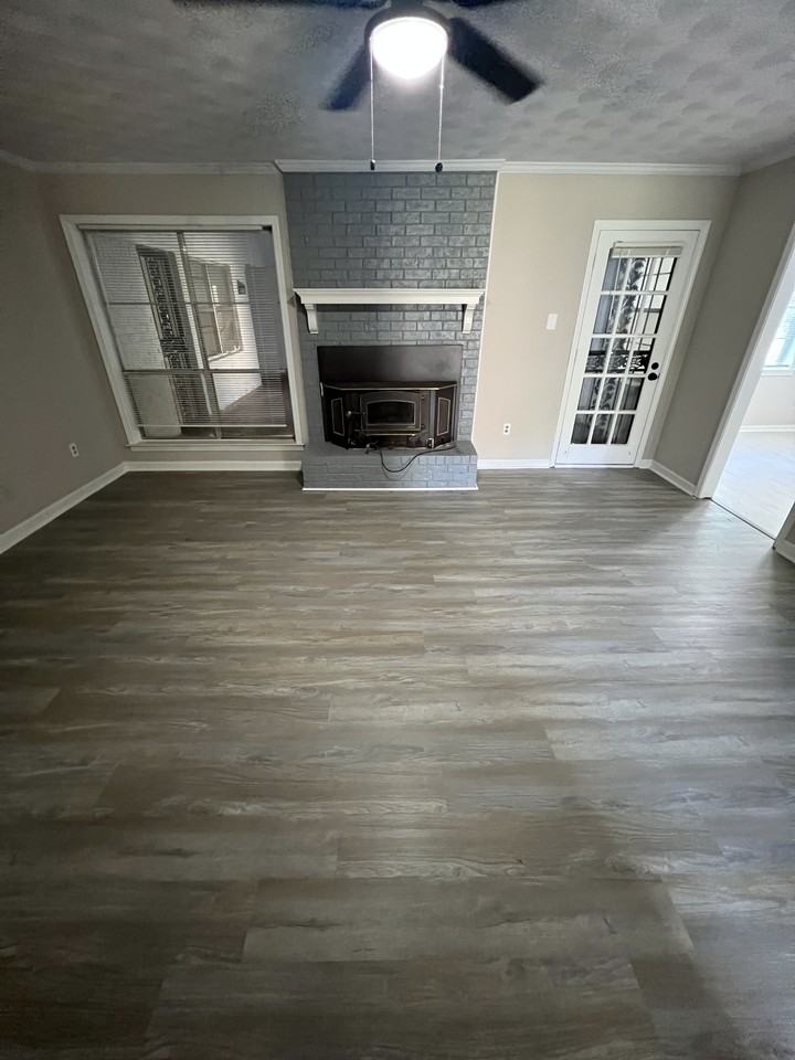 5159 Longmeadow Cove #1 - Photo 4 of 21