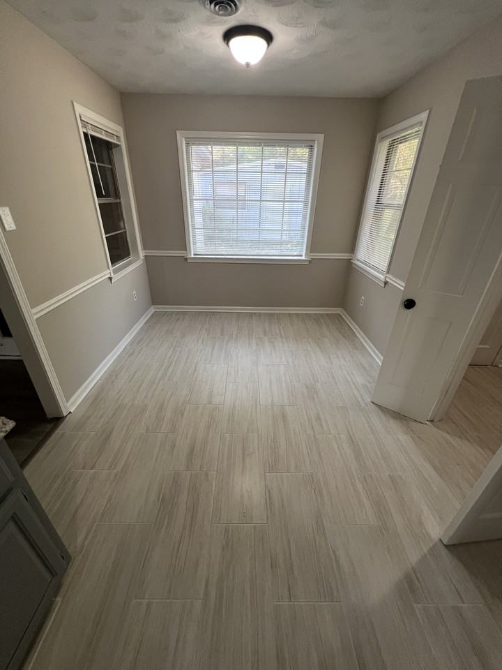 5159 Longmeadow Cove #1 - Photo 6 of 21