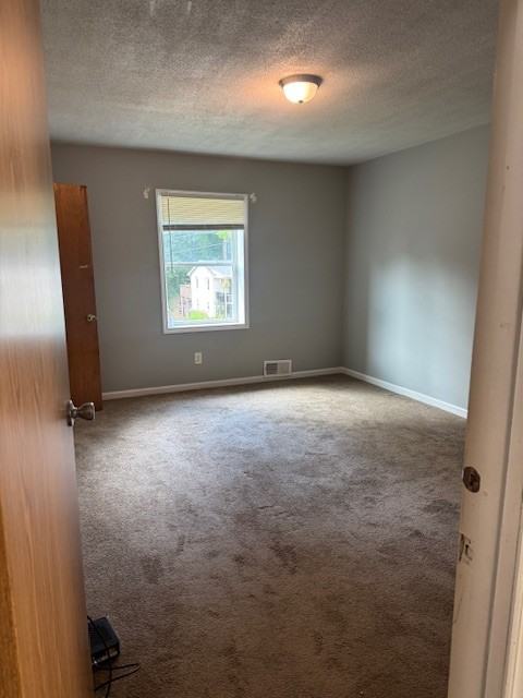 400 Northview Drive #404 - Photo 5 of 14