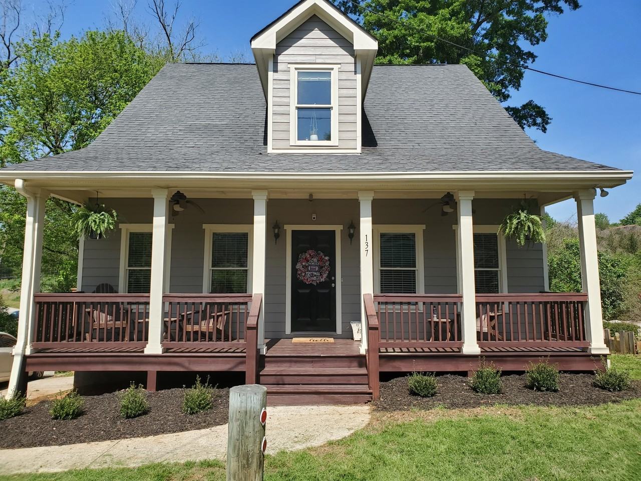 137 Strickland Ave #1 - Photo 3 of 21