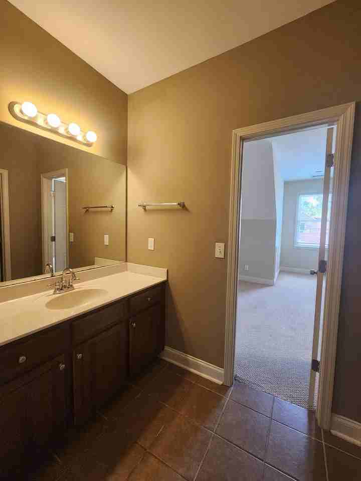 137 Strickland Ave #1 - Photo 4 of 21