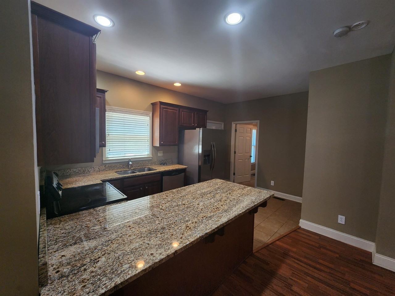 137 Strickland Ave #1 - Photo 7 of 21