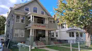 featured image of 143 Edgewood St #3