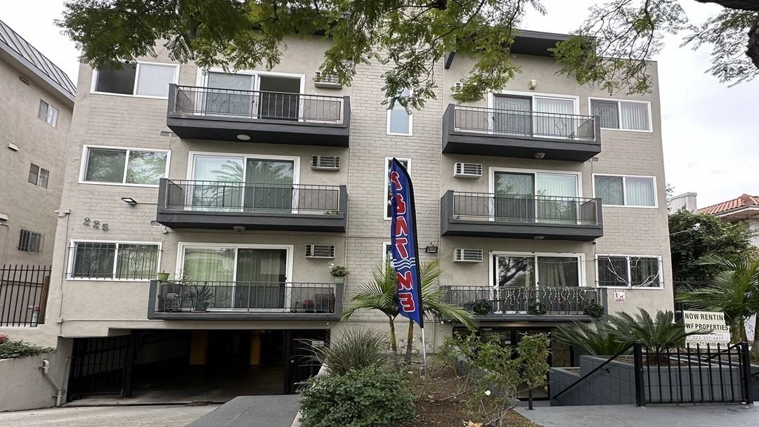 225 South Manhattan Place #307 - Photo 2 of 2