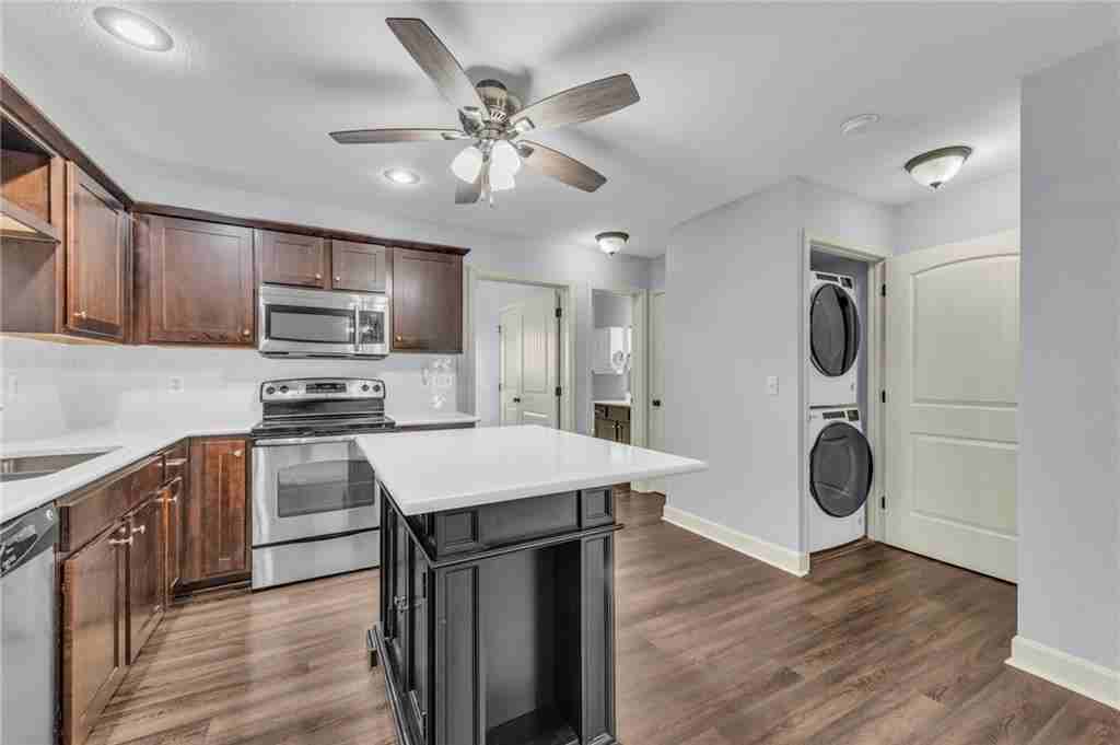 15443 Nw 124th St #1 - Photo 5 of 10