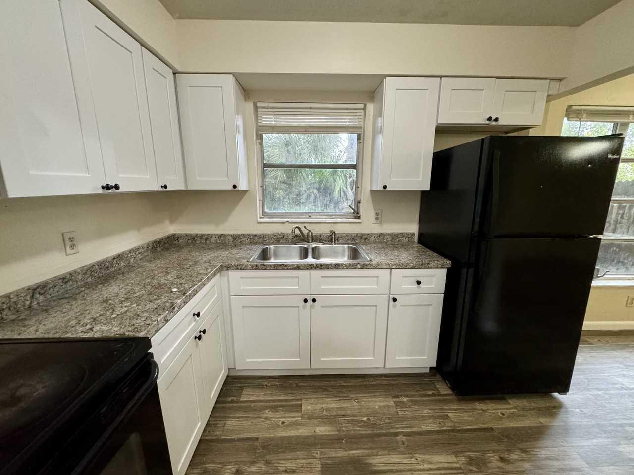 1148 Short Street #0 - Photo 5 of 11