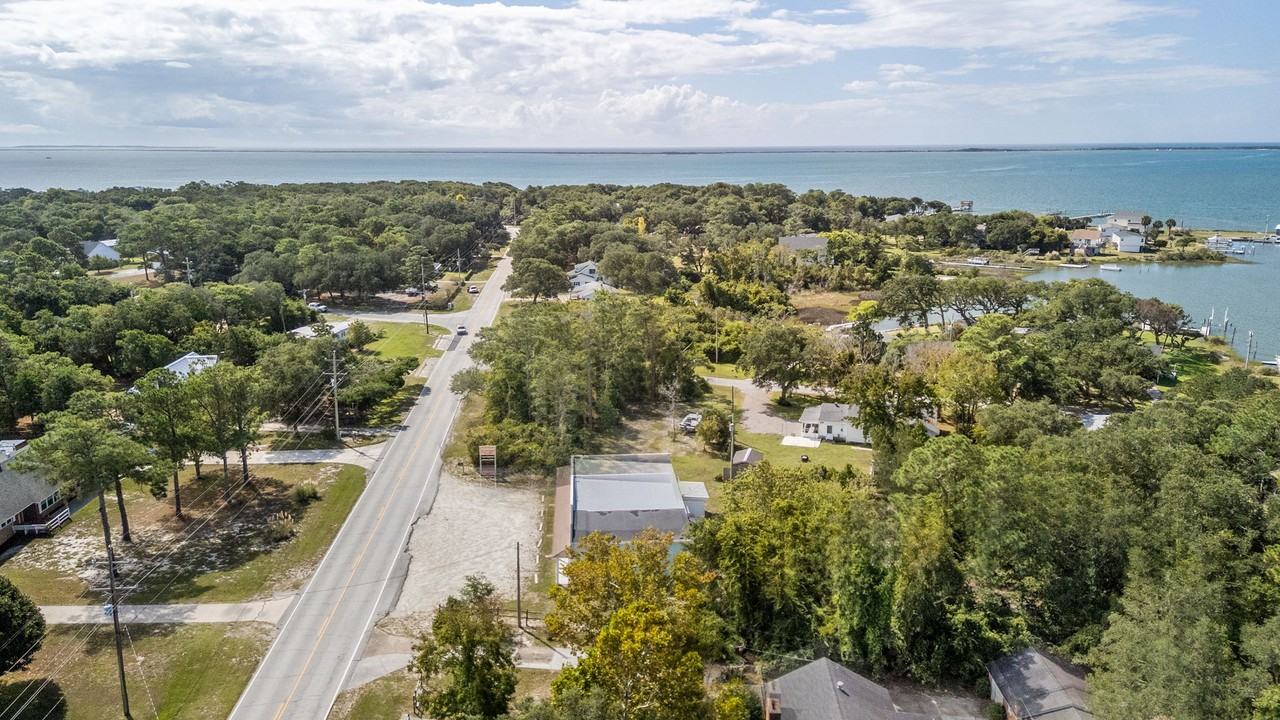 360 Island Rd #3 - Photo 3 of 23