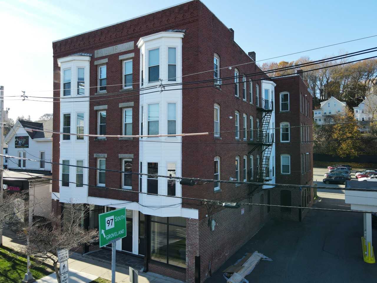 78 Lafayette Sq #15 - Photo 2 of 3
