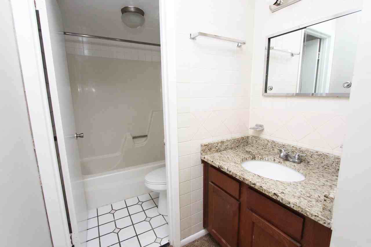 511C Mcknight Cir #C511 - Photo 6 of 13