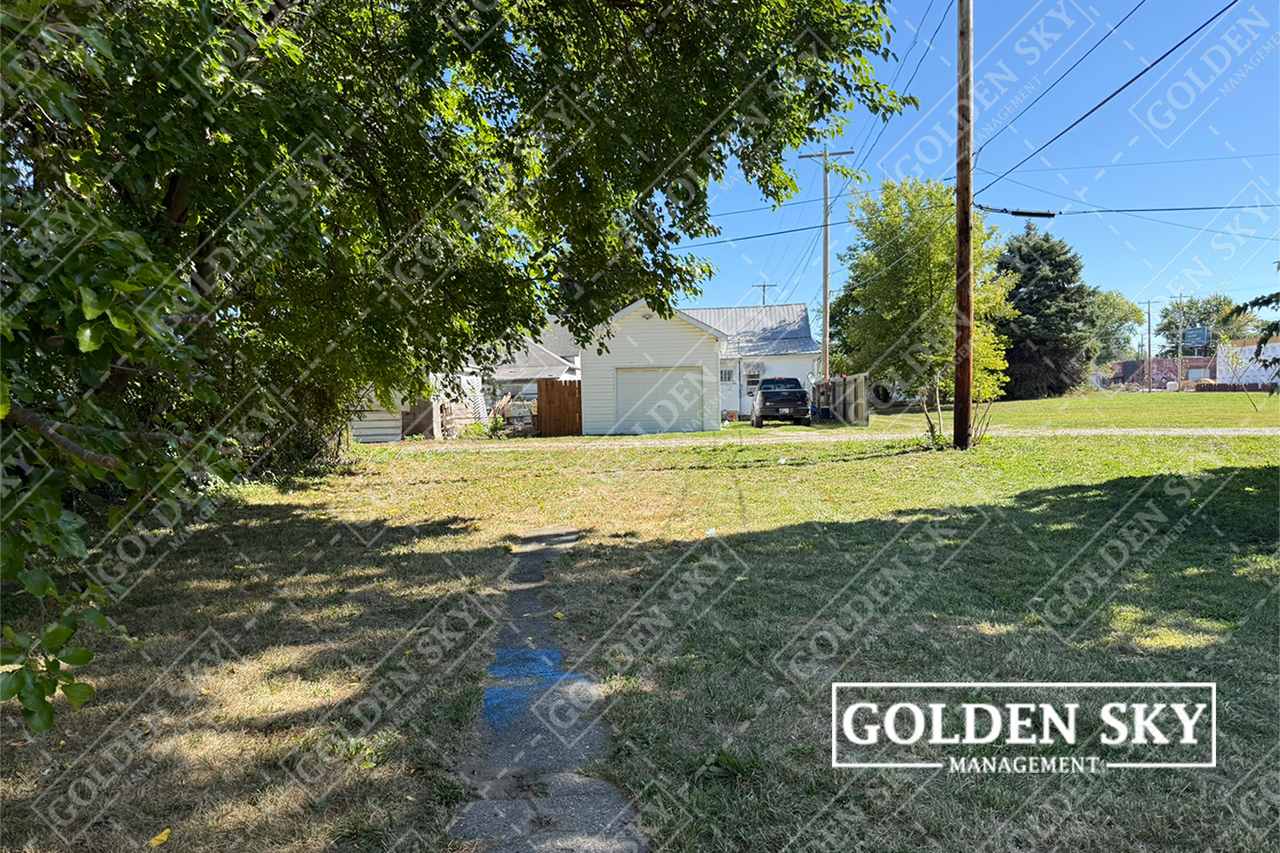 1212 South Franklin Street #1 - Photo 4 of 18