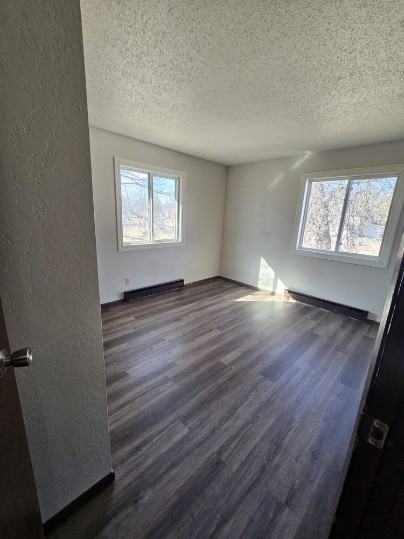 504 9th Street #2 - Photo 5 of 7