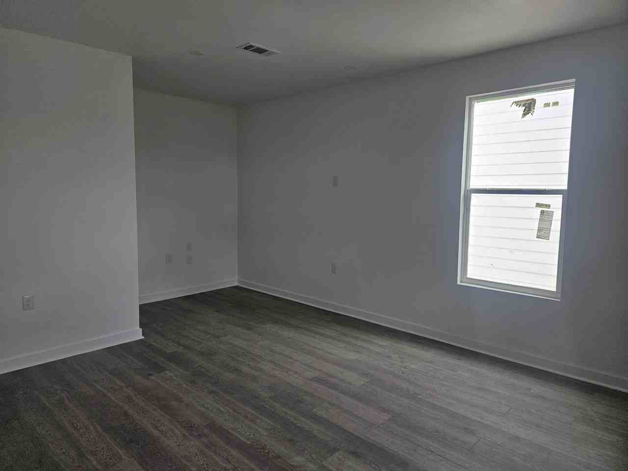 1321 S Rampart St #201 - Photo 5 of 9