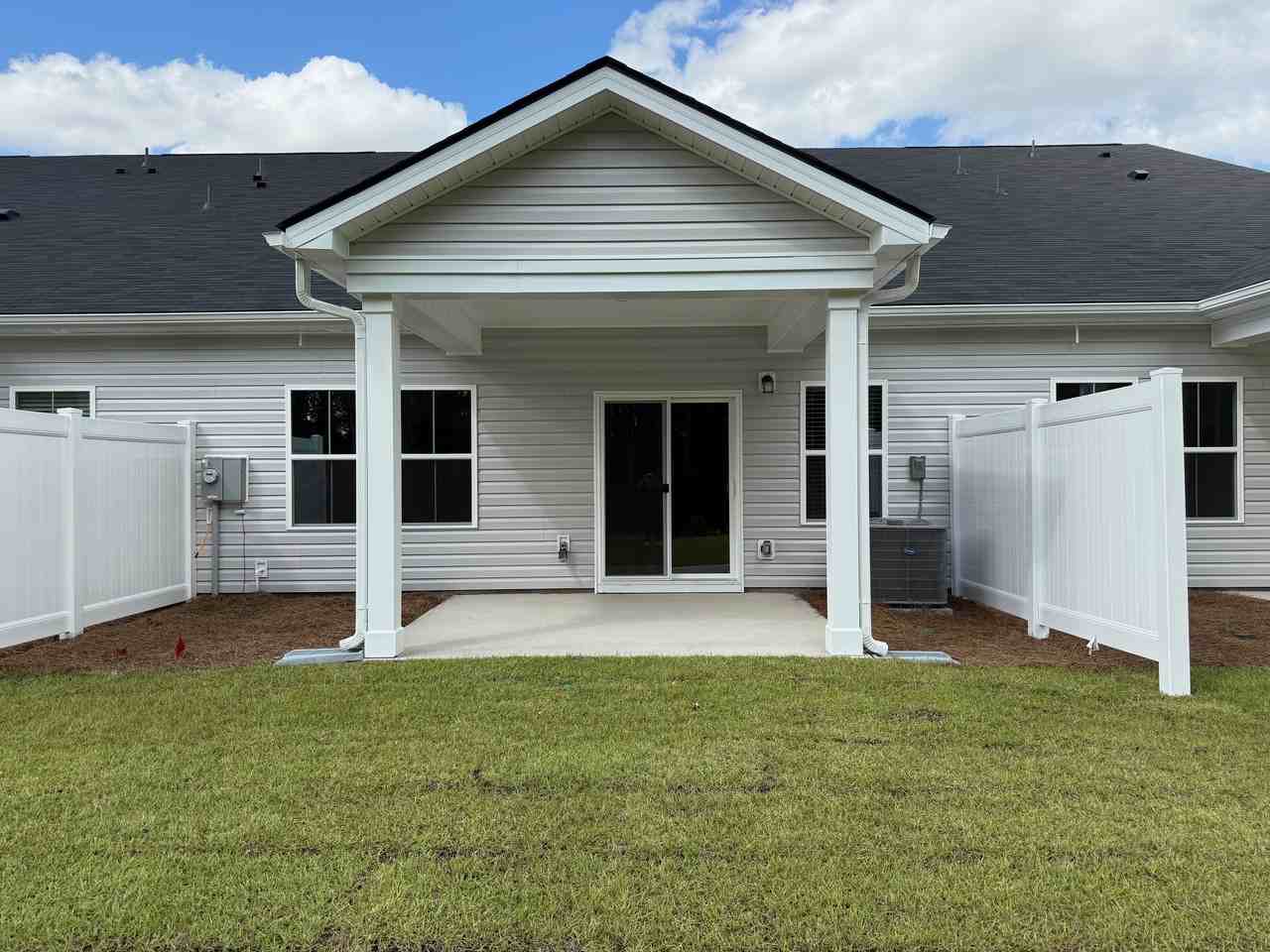 1033 1033 Arborwood Lane - 1Unit 1033 #1 - Photo 2 of 34