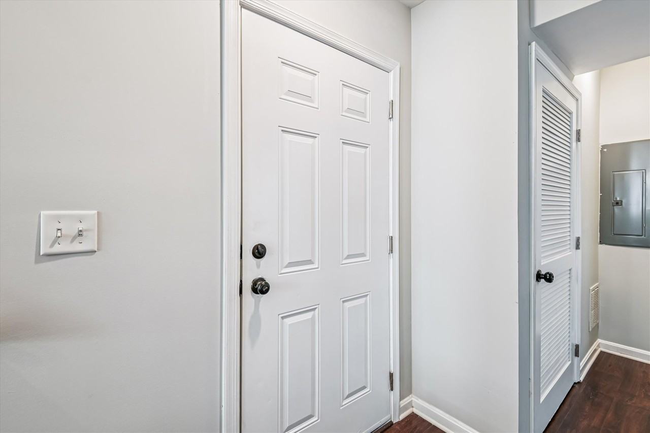 1324 West Lombard Street #2 - Photo 5 of 46