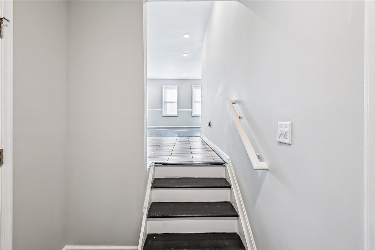 1324 West Lombard Street #2 - Photo 7 of 46