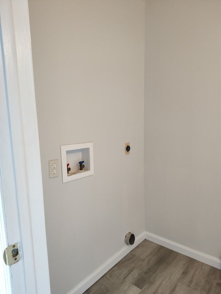 126 Edgewood Drive #126 - Photo 3 of 24