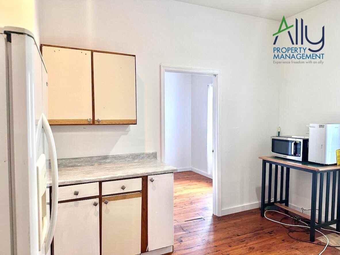 100 Carlton Road #C - Photo 4 of 9