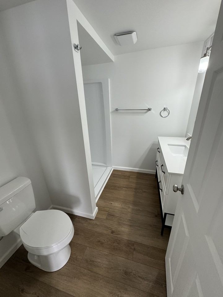 15 1/2 Elm St #2 - Photo 2 of 8