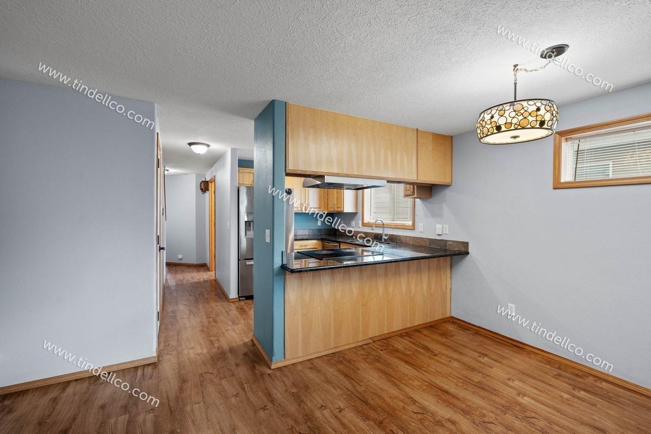 9211 N Hodge Ave - Photo 7 of 21