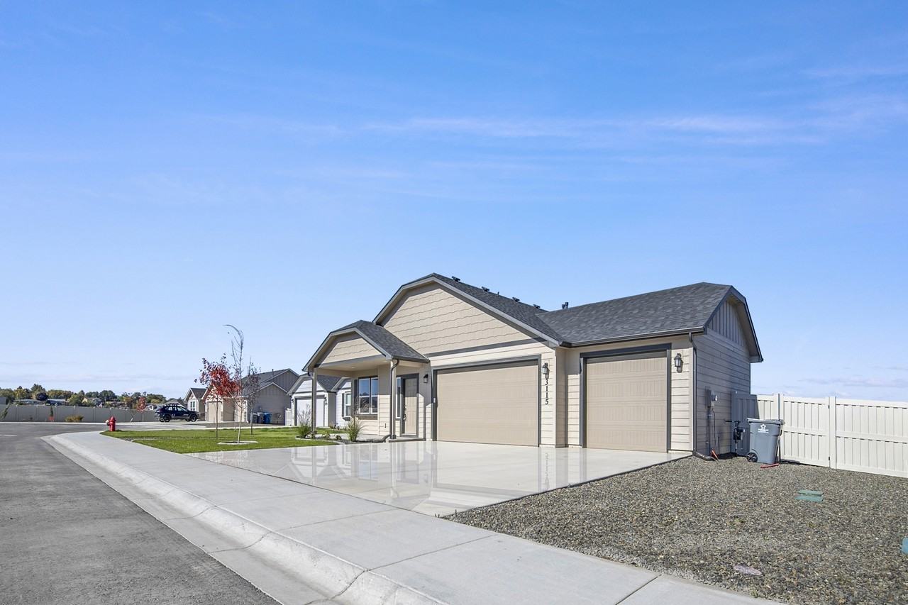 3115 River Bluff Ct #1 - Photo 2 of 21