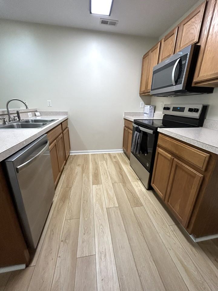 Camp Morehead Drive #C104 - Photo 3 of 10