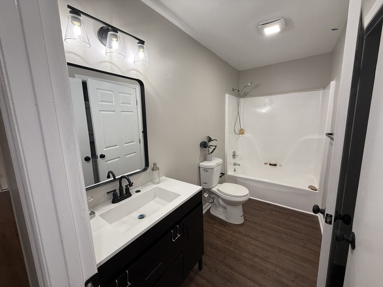 638 South Elm Street #A - Photo 4 of 8