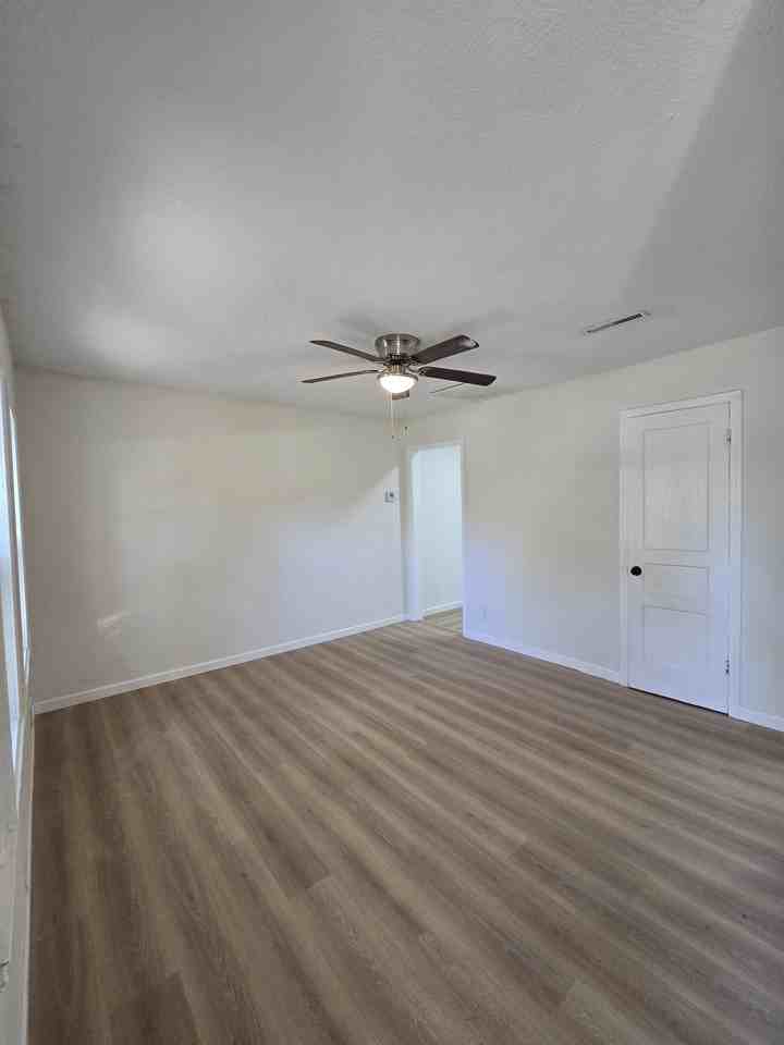 1018 North Volutsia Street #1 - Photo 3 of 18