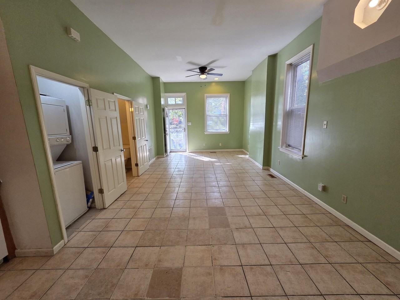 3115 Magnolia Avenue #3115-1stFL - Photo 2 of 10