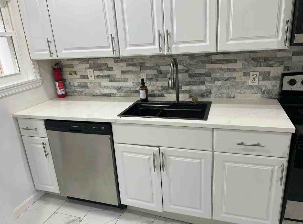 1918 North 6th Street #1 - Photo 5 of 16