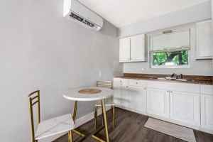 featured image of 1826 Sherman St #1