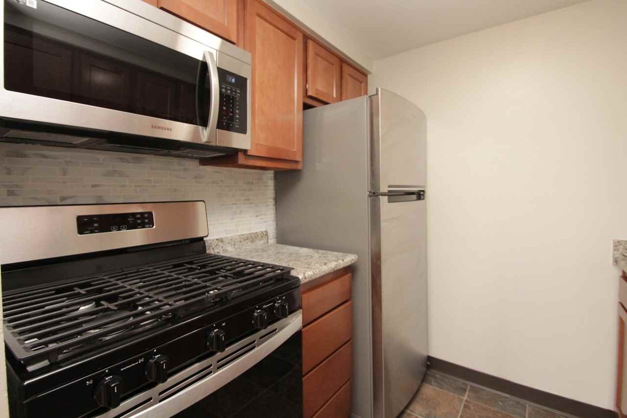 5388 5388 MAIN STREETAPT 11 #5388-11 - Photo 2 of 6