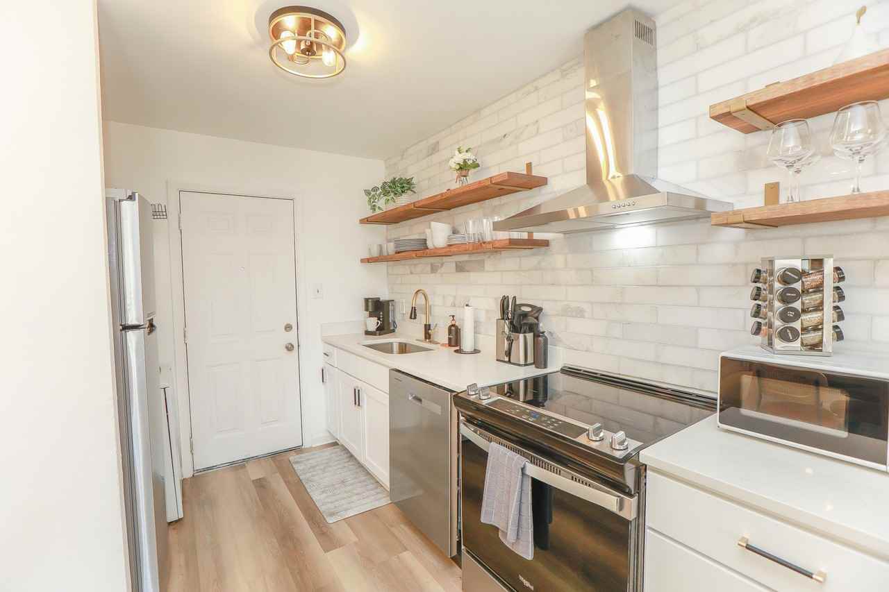 9512 18th Bay St #1 - Photo 2 of 9