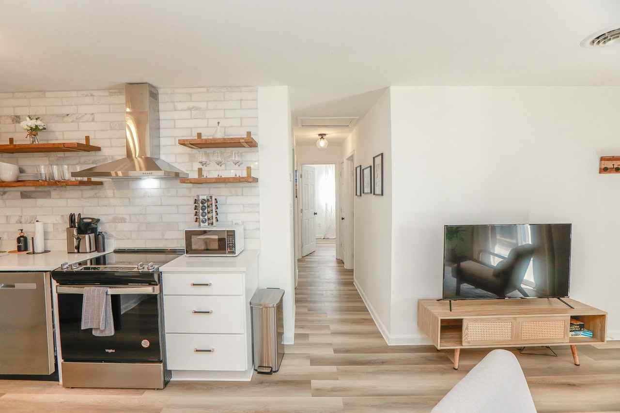 9512 18th Bay St #1 - Photo 5 of 9