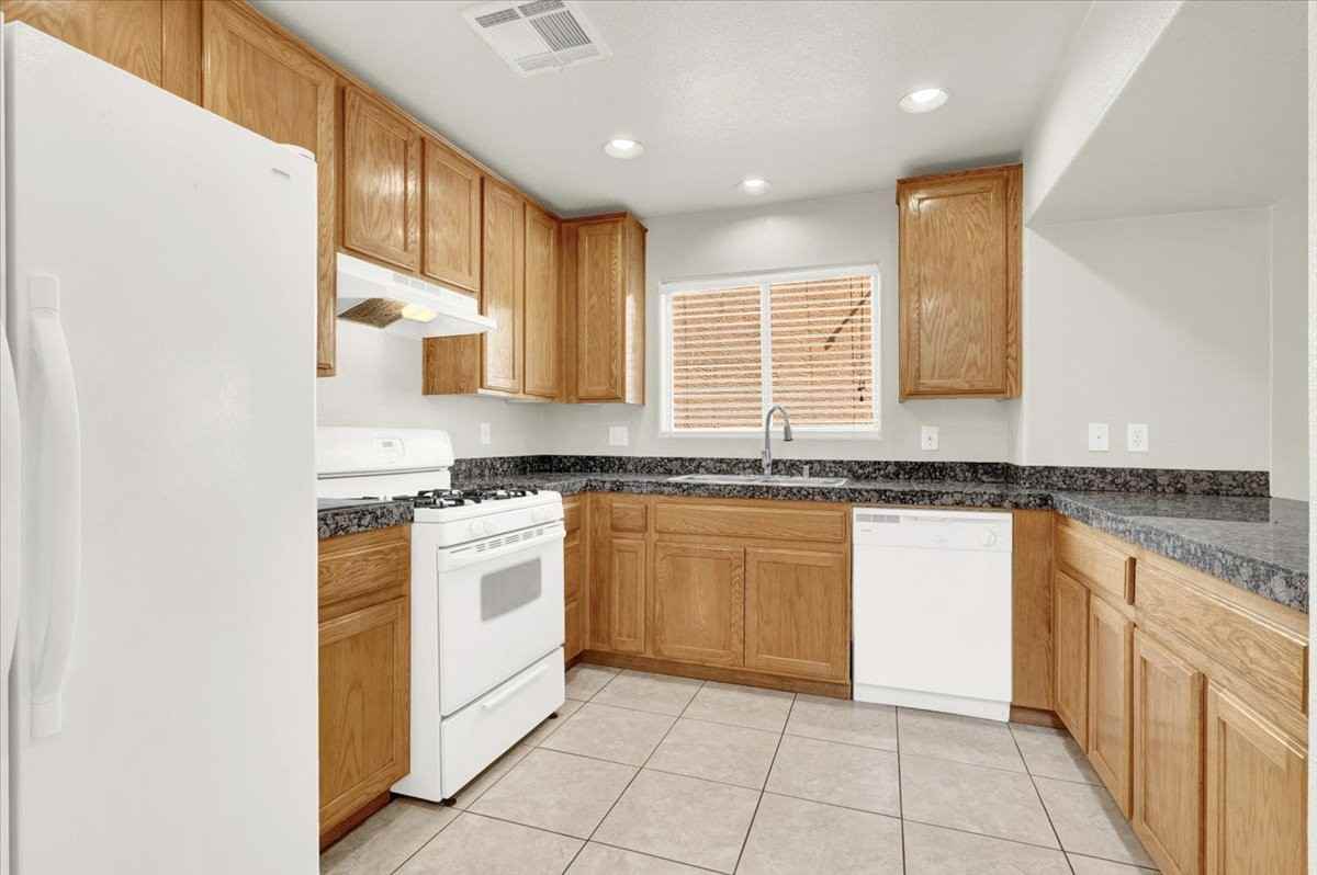 6909 Graceful Cloud Avenue #1 - Photo 7 of 33