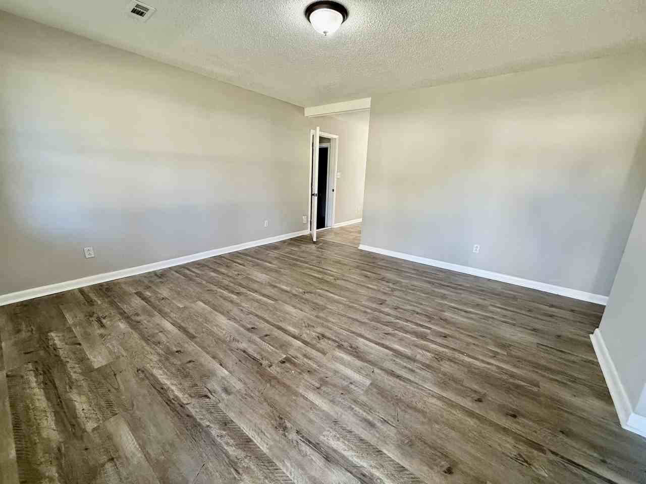 2432 Yorkshire Dr Sw #1 - Photo 2 of 18