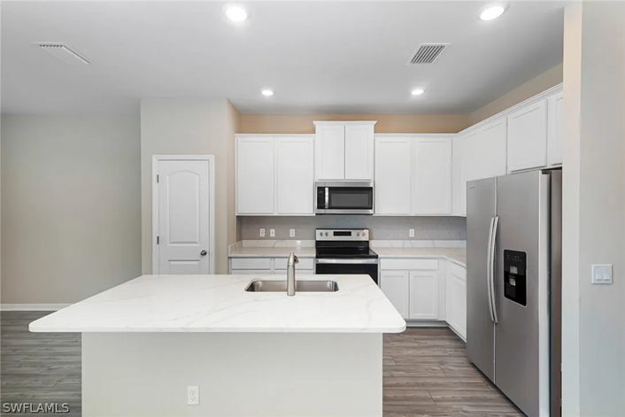 3127 Southwest 18th Place #1 - Photo 3 of 5