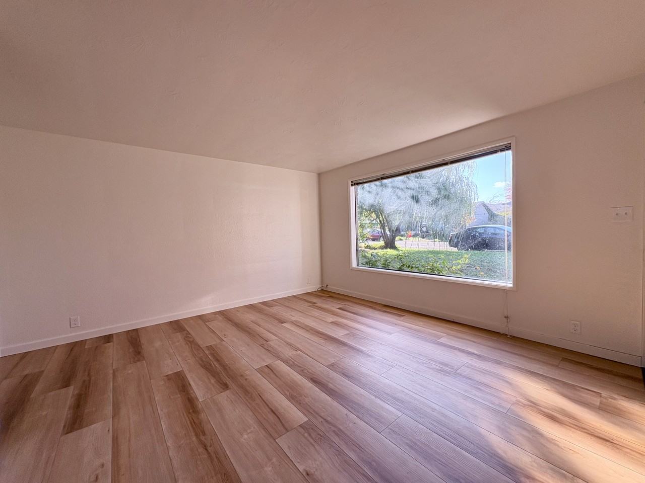 2835 Pearl St #1 - Photo 3 of 31