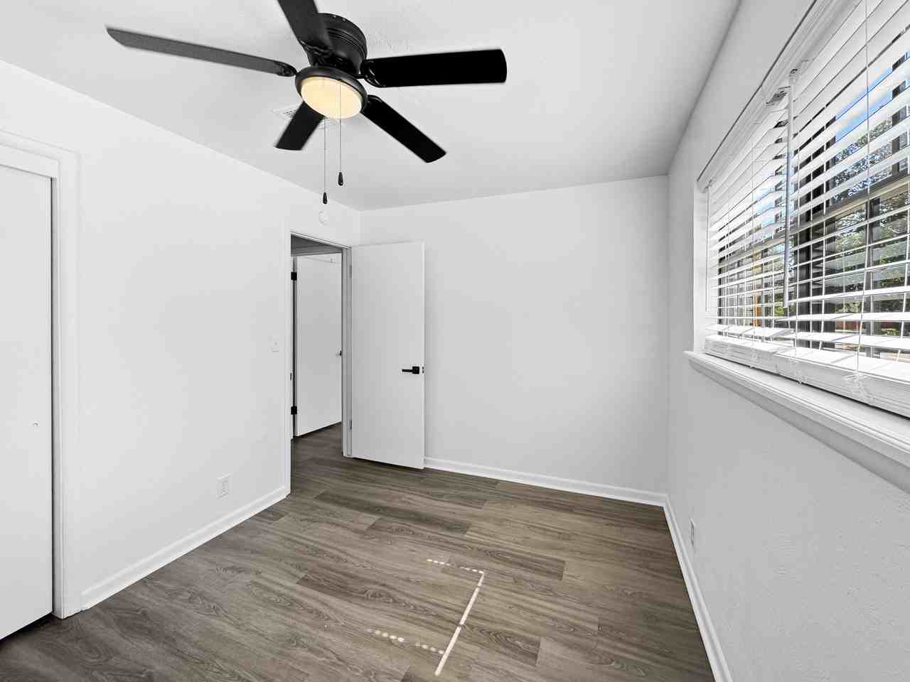 513 Manor Drive #1 - Photo 2 of 20