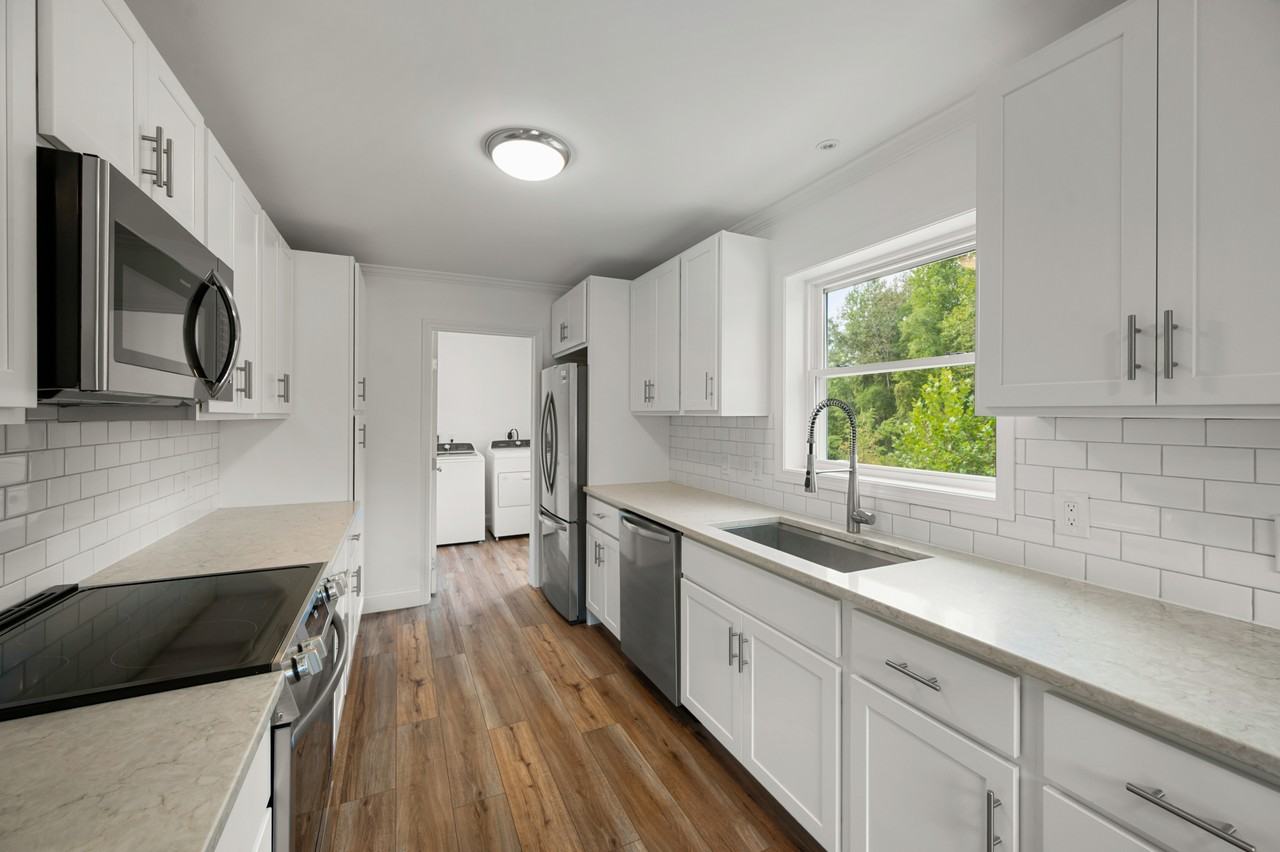 3 Old Plank Road #3C - Photo 5 of 33