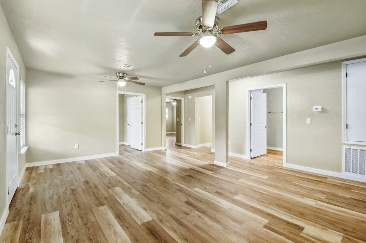 243 Orchard St #1 - Photo 7 of 23