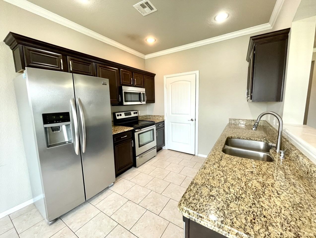 4820 Lakeshore Drive #1 - Photo 2 of 29