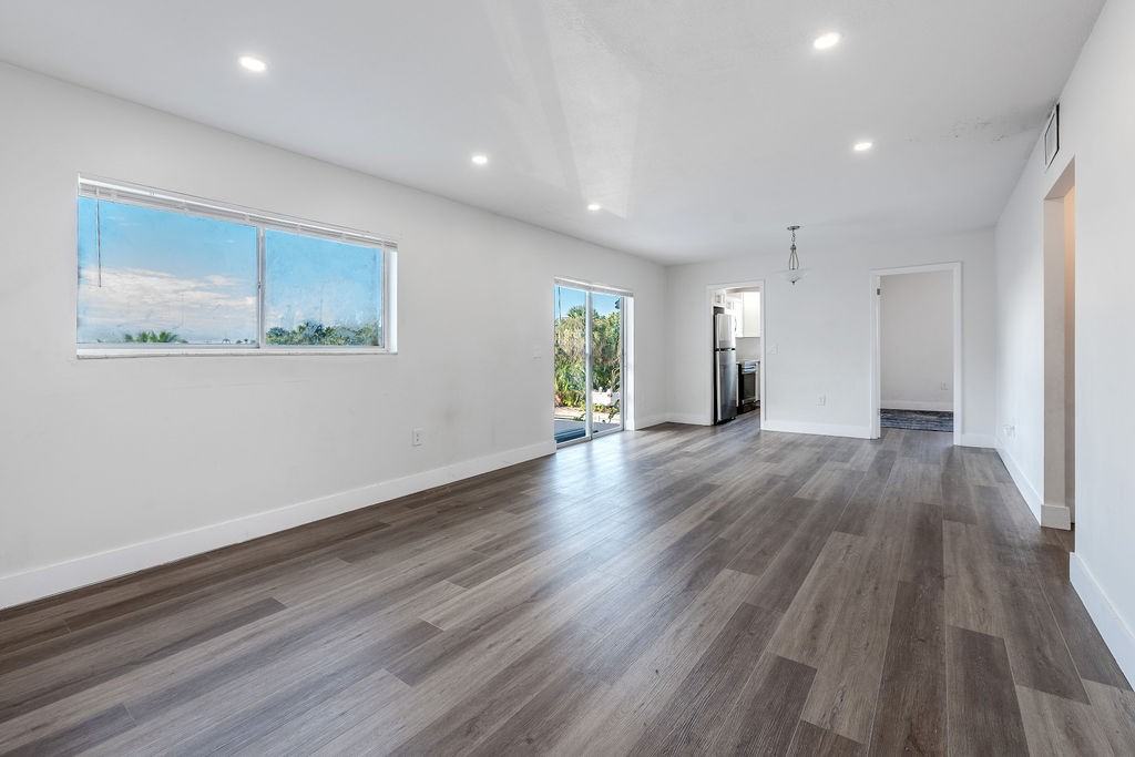 1410 Federal Highway #1 - Photo 6 of 50