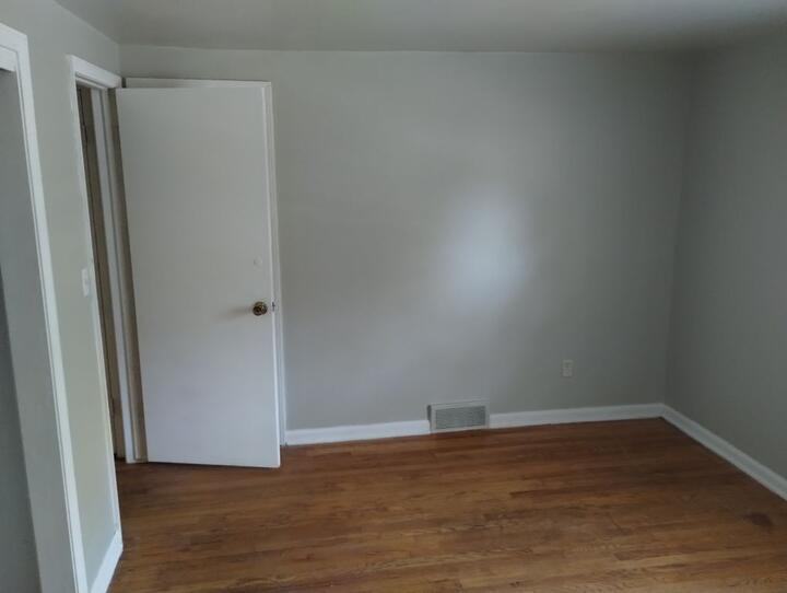 7344 Wayne Ave #1 - Photo 2 of 24