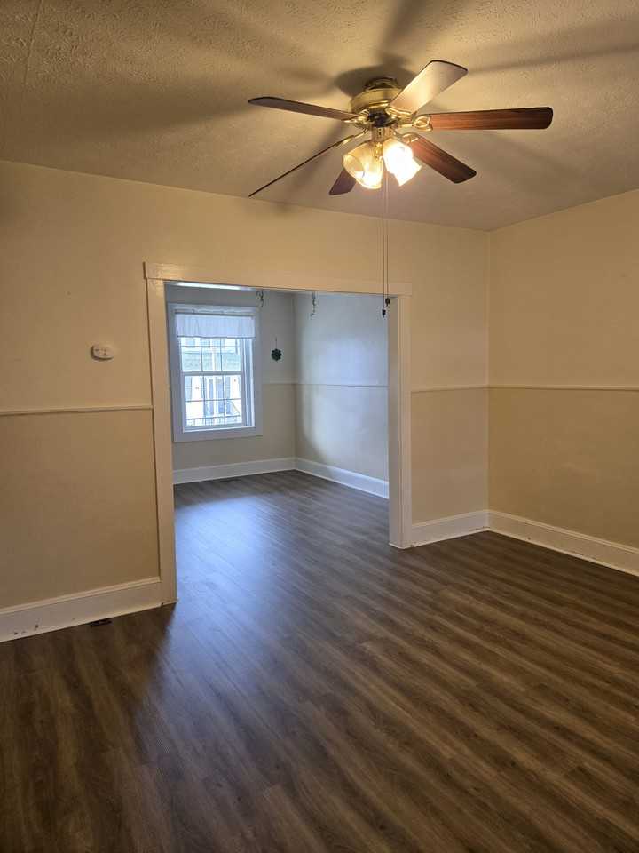 25 Mount St - Photo 3 of 10